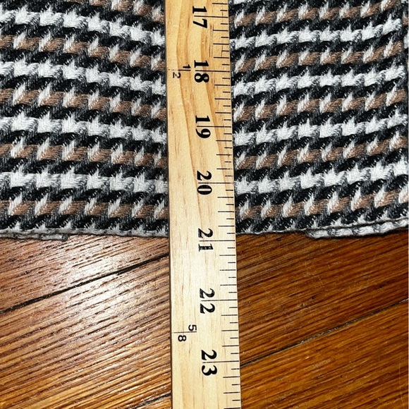 Talbots size 10 pleated wool skirt houndstooth black tan academia preppy mature - Picture 4 of 9